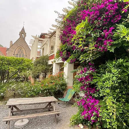 La Provence Apartment *